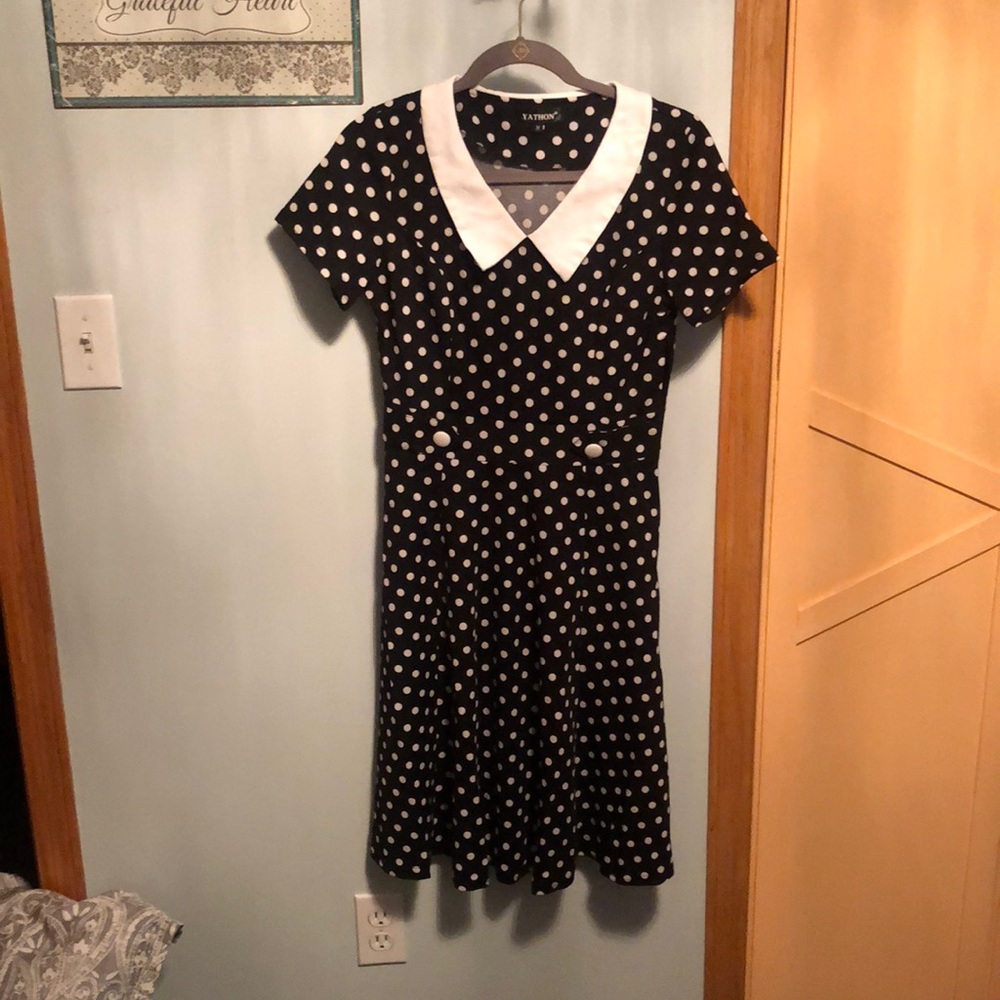 Black and white polka dot swingy retro style dress